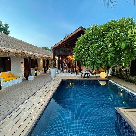 Atholhu Residence Fehendhoo 외부 사진